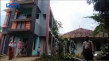 Ironis, Rumah Bagus...