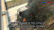 Bus Terbakar di Tol...