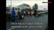 Truk Angkut Pipa Baja...