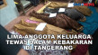 Rumah Terbakar, Satu...