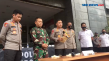 Penyidik Polda Metro...
