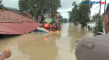 Perahu Tim SAR Terbalik,...