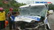 Bawa Jenazah, Ambulans...