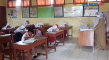 Siswa SD dan SMP di...