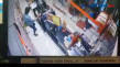 Pencurian di Minimarket,...