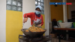Warung Nasi di Tengah...