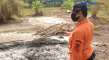 Heboh, Kawah Keluarkan...