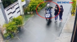 Pulang dari Sekolah,...