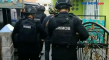 Polisi Bersenjata Lengkap...