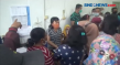 Puluhan Emak-Emak Geruduk...