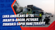 Laka Ambulans di Tol...