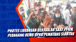Protes Larangan Berjualan...