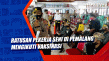 Ratusan Pekerja Seni...