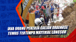 Dua Orang Pekerja Galian...