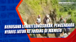 Berusaha Lewati Longsoran,...