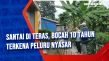 Santai di Teras, Bocah...