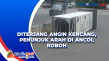 Diterjang Angin Kencang,...