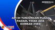 Api di Tunjungan Plaza...