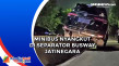 Minibus Nyangkut di...