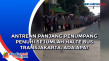 Antrean Panjang Penumpang...
