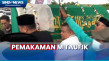 Suasana Haru Iringi...