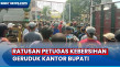 Ratusan Petugas Kebersihan...