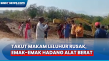 Puluhan Emak-Emak Hadang...
