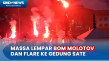 Demo Ricuh, Massa Lempar...