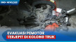 Pengendara Motor Terjepit...
