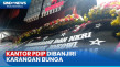 Karangan Bunga Berisi...