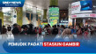 Pemudik Padati Stasiun...