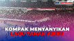 Melihat Suasana Stadion...