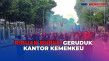 Ribuan Buruh Gelar Aksi...