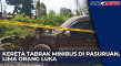 Minibus Rombongan Keluarga...