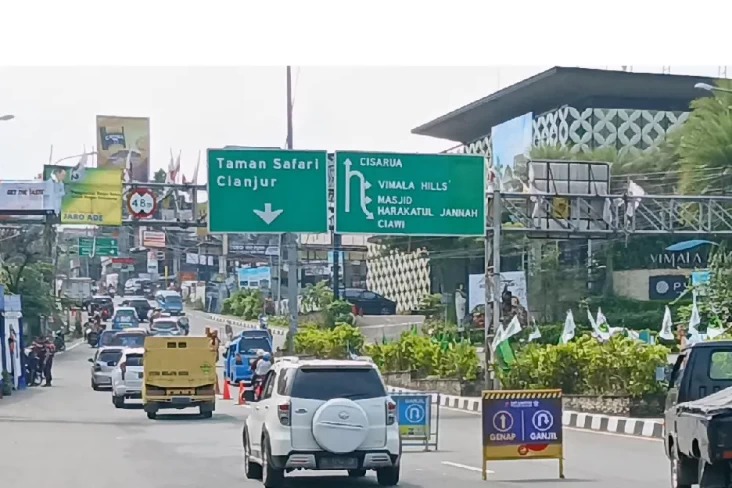 Jalur Puncak Bogor Kini Kembali Normal Dua Arah Jalur Puncak Bogor Kini Kembali Normal Dua Arah