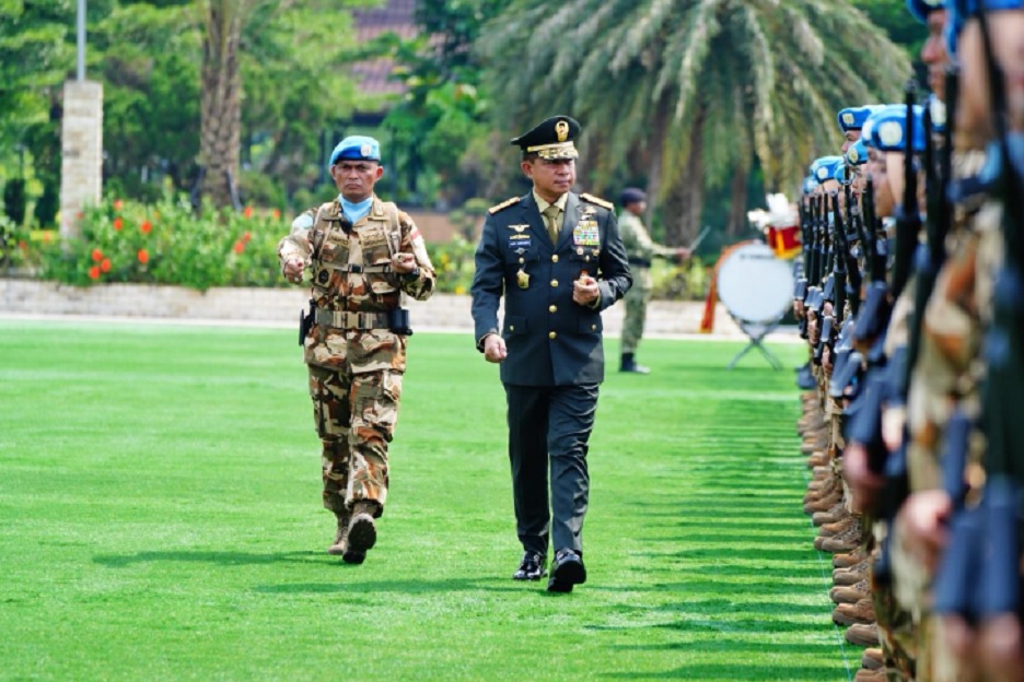 Panglima TNI Berangkatkan Satgas TNI Konga UNIFIL TA 2026 ke Lebanon Selatan Panglima TNI Berangkatkan Satgas TNI Konga UNIFIL TA 2026 ke Lebanon Selatan