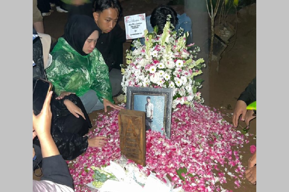 Tragedi Glamping Maut Sekeluarga Tewas di Temanggung, Salah Satu Korban Fotografer Keraton Yogyakarta Tragedi Glamping Maut Sekeluarga Tewas di Temanggung, Salah Satu Korban Fotografer Keraton Yogyakarta
