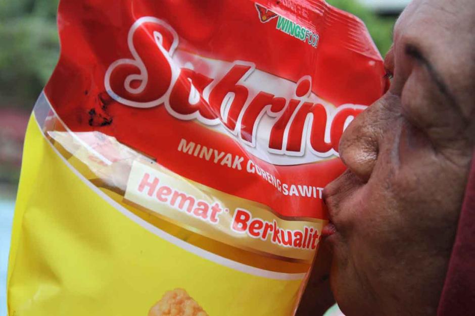Balada Kebijakan Minyak Goreng, Dipuji Juga Dicaci