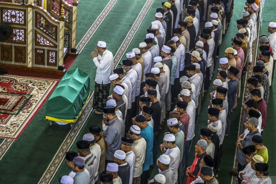 Salat Jenazah, Pahala dan Keutamaan 2 Qirath Beserta Bacaan Niat Lengkap