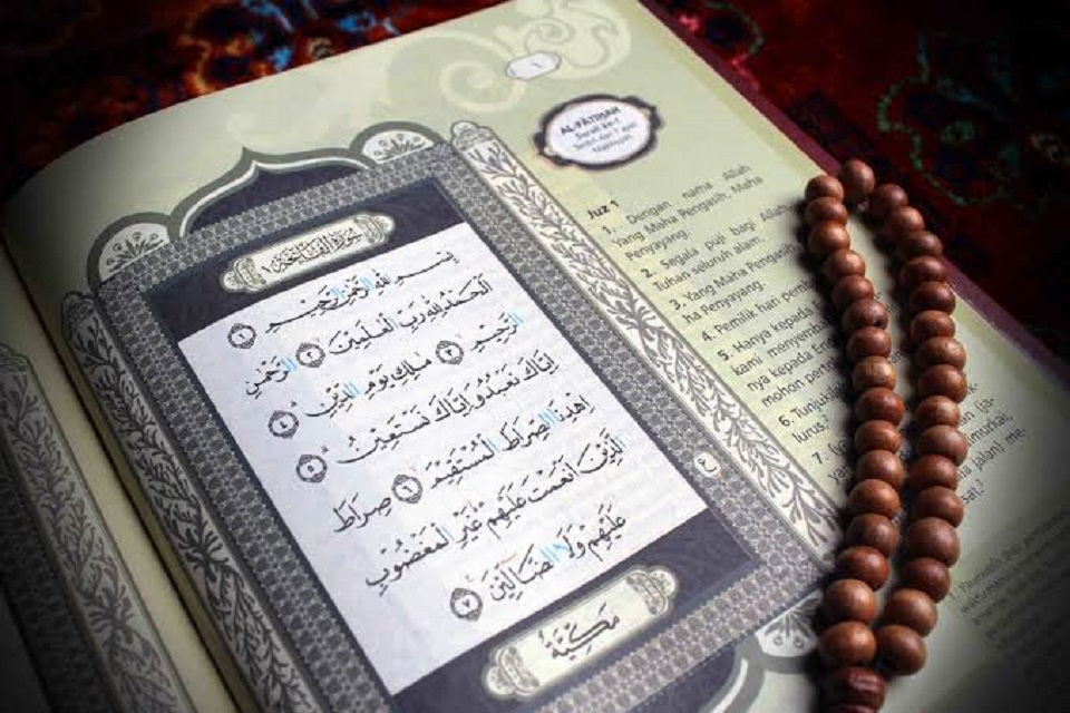 Mengapa Surat Al-Fatihah Disebut Induk Al-Qur'an? Ini Makna dan Keistimewaannya