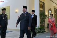Megawati Hadiri Upacara...