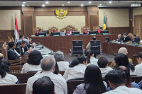 1-Kecewa JPU Tolak Pledoi,...