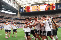 Jerman Bantai Curacao...