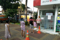 Dana KJP Cair, Bank...