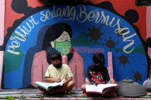 Serikat Mural Surabaya...