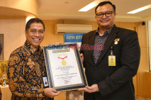Selenggarakan Webinar...