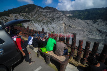 Wisata Alam Gunung Tangkuban...