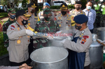 Dapur Lapangan Polrestabes...
