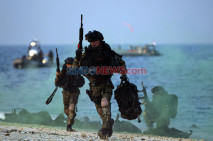 Latihan Peperangan Laut...