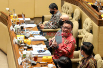 Menpan RB Raker dengan...